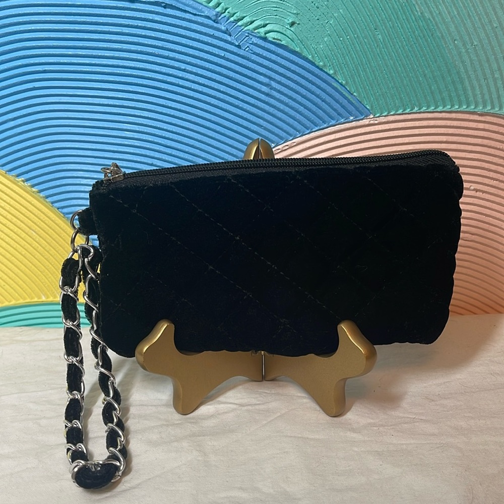 Velvet black wallet with silver chain wrist strap